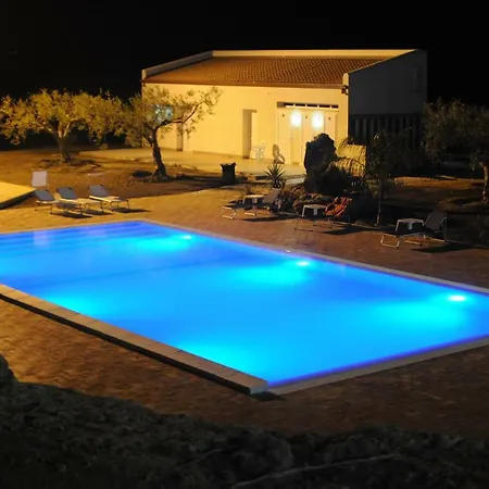 Agriturismo Dimina Farm stay Marinella di Selinunte